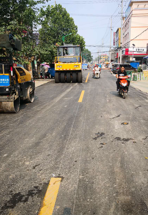 沥青路面摊铺2